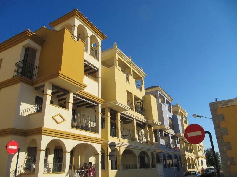 Beautiful 1 Bedroom Apartment In Roda, Los Alcazares. Larger Than Average. Eksteriør bilde