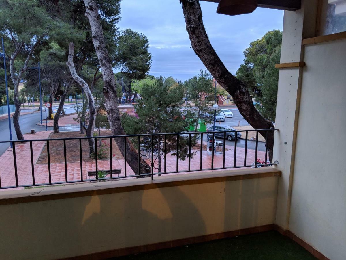 Beautiful 1 Bedroom Apartment In Roda, Los Alcazares. Larger Than Average. Eksteriør bilde